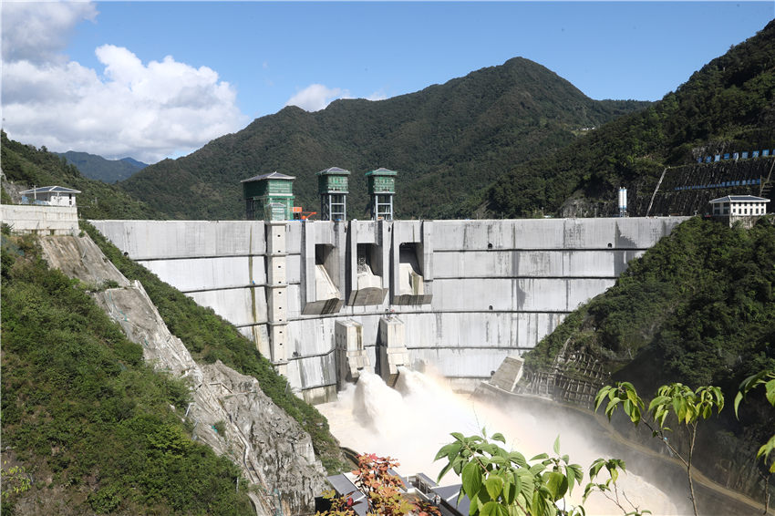 航拍引漢濟(jì)渭三河口水利樞紐。劉正根攝